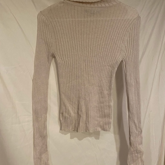 Oatmeal long sleeve mock neck - Picture 2 of 3